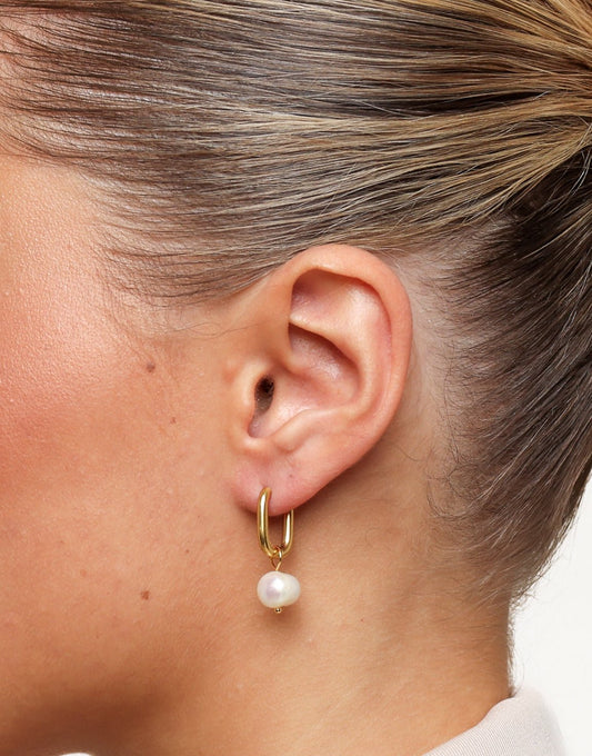 Gouden Parel Bedel - Oorbellen - Olivia & Kate