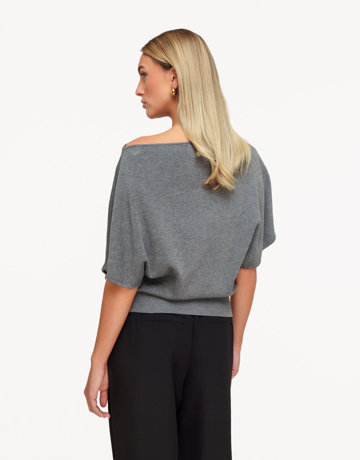 Grijze Gebreide Off Shoulder - Trui - Olivia & Kate