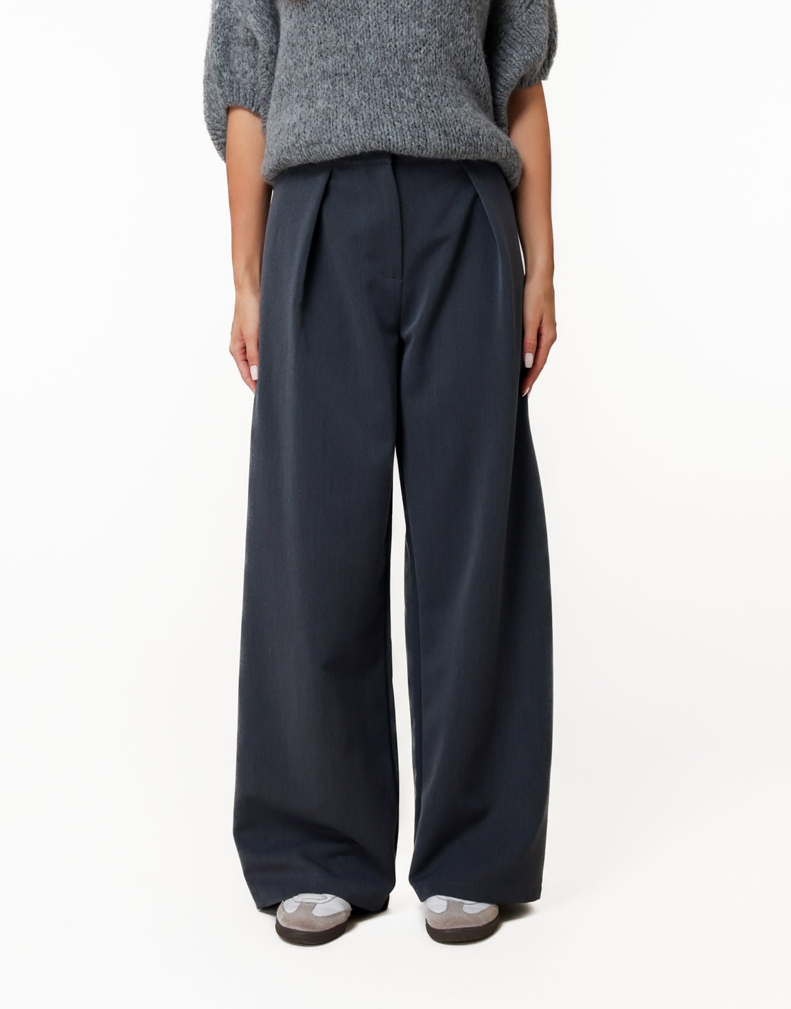 Grijze Plooien - Pantalon - Olivia & Kate