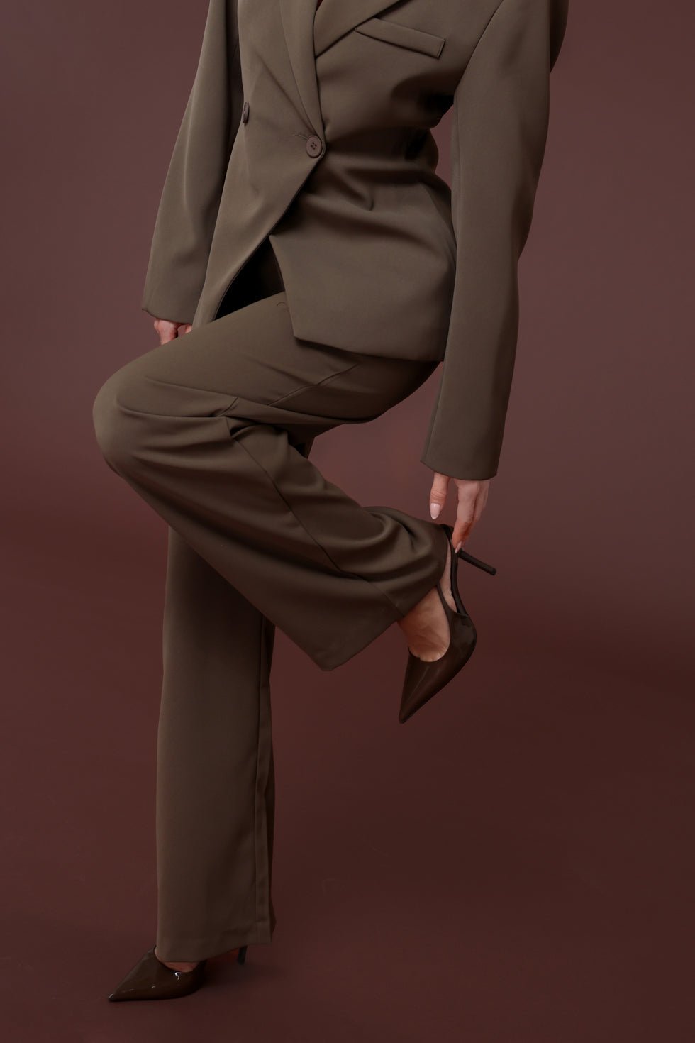 Khaki Luxe Rechte - Pantalon - Olivia & Kate