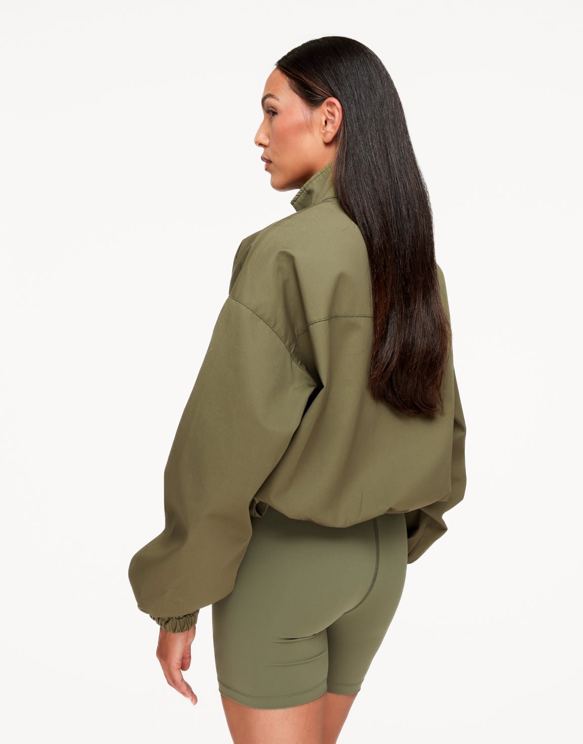 Khaki Puffy Elastische Onderkant - Jas - Olivia & Kate
