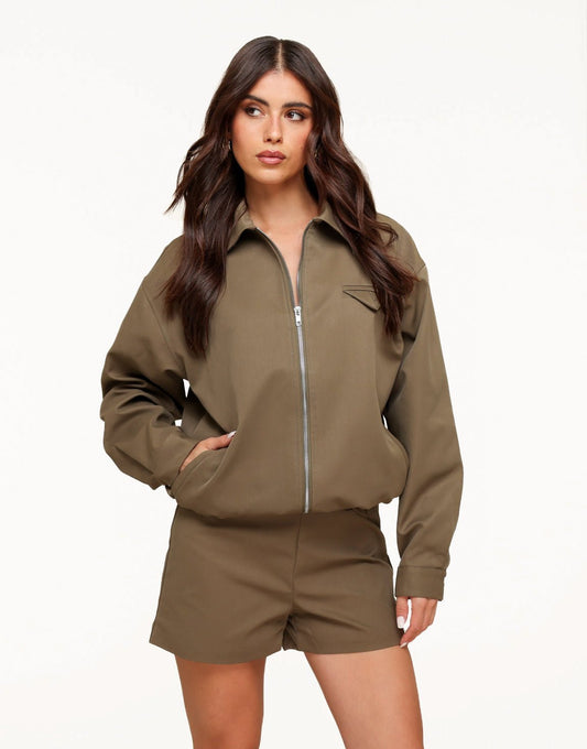 Khaki Rechte Zak Detail - Short - Olivia & Kate