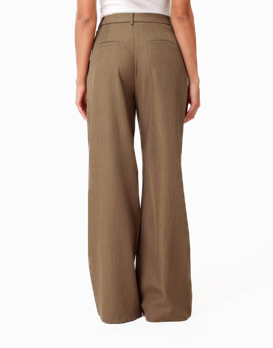 Khaki Wijde Pantalon + Ecru Off Shoulder SS Trui - Set - Olivia & Kate