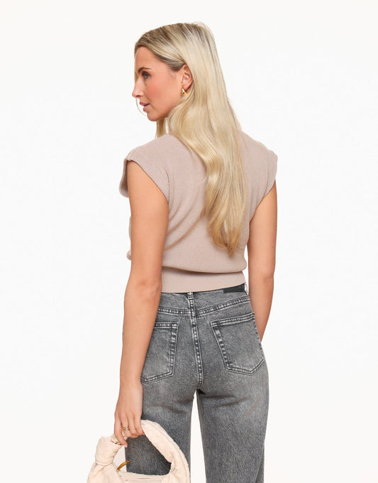 Licht Taupe Spencer - Top - Olivia & Kate