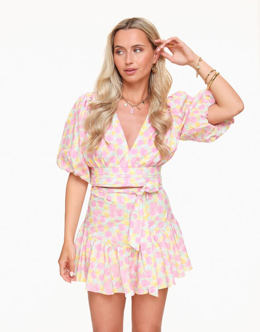 Lichtroze V - hals SS Tulpen - Top - Olivia & Kate