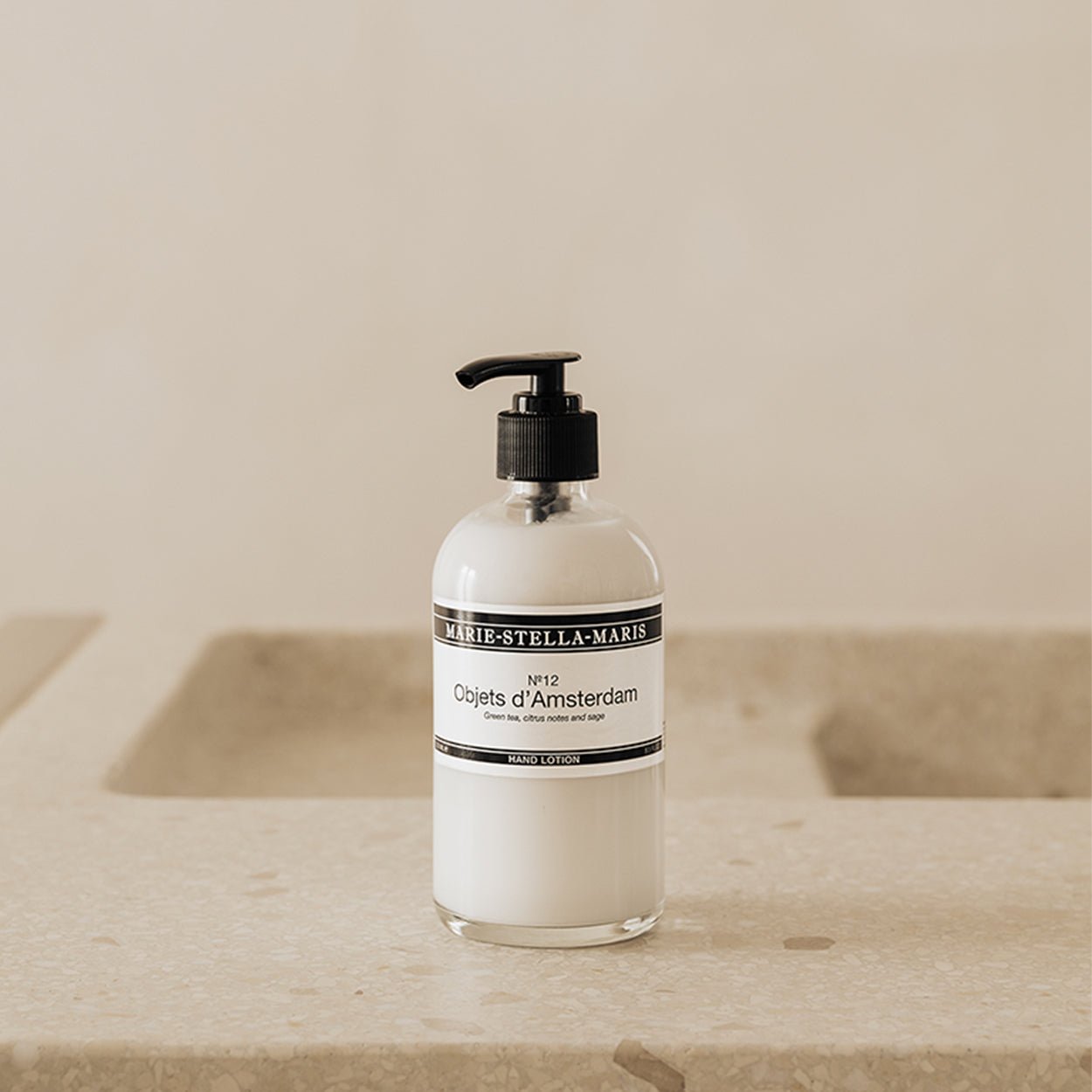 Marie - Stella - Maris Objets d'Amsterdam - Handlotion - Olivia & Kate