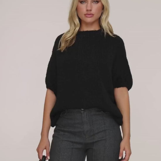 KLEDING-ZWARTE-WOLLEN-GEBREIDE-3:4-MOUWEN-VEST

