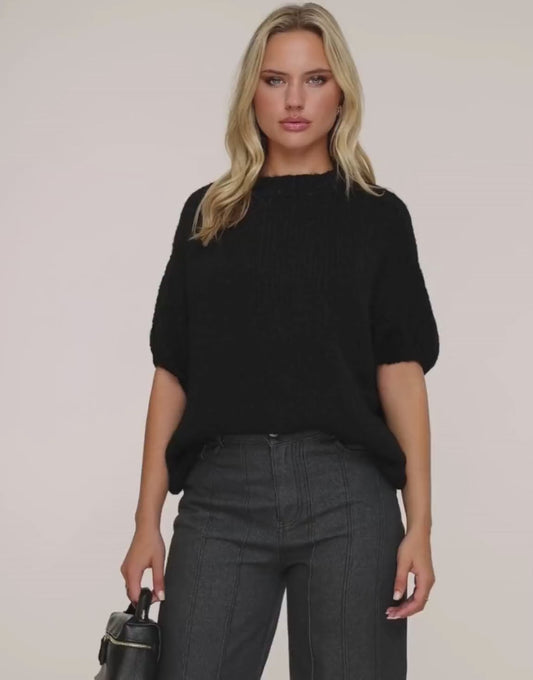 KLEDING-ZWARTE-WOLLEN-GEBREIDE-3:4-MOUWEN-VEST

