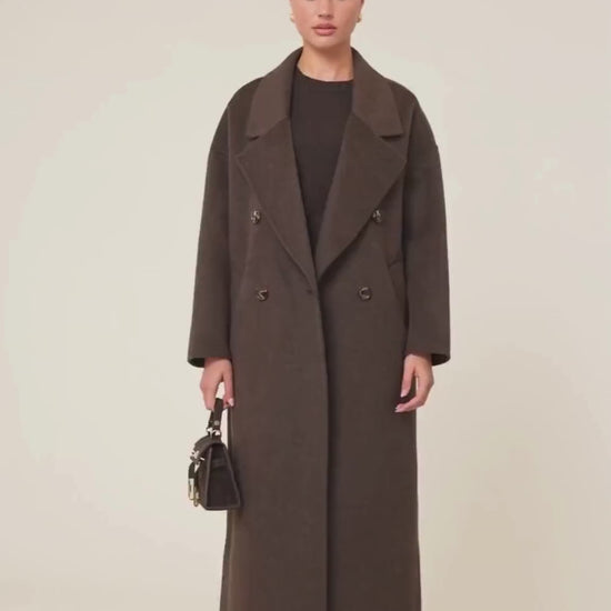 KLEDING-DONKERBRUINE-LANGE-COAT-JAS_fe439fec-c7a1-4cf3-91a8-020a146f9e11

