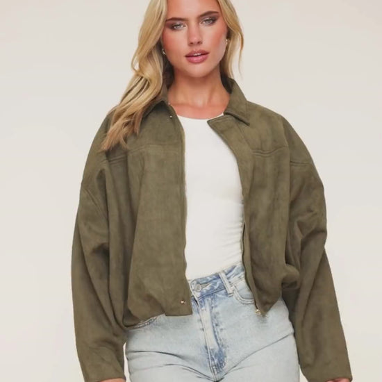 KLEDING-KHAKI-SUEDE-BOMBER-JAS

