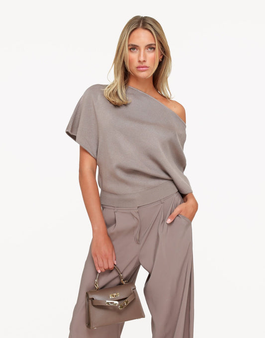 Taupe Gebreide Off Shoulder - Trui - Olivia & Kate