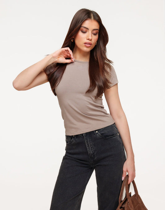 Taupe O&K Basic SS - Top - Olivia & Kate