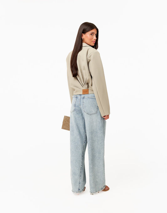 Taupe Premium Achterkant Detail - Jas - Olivia & Kate