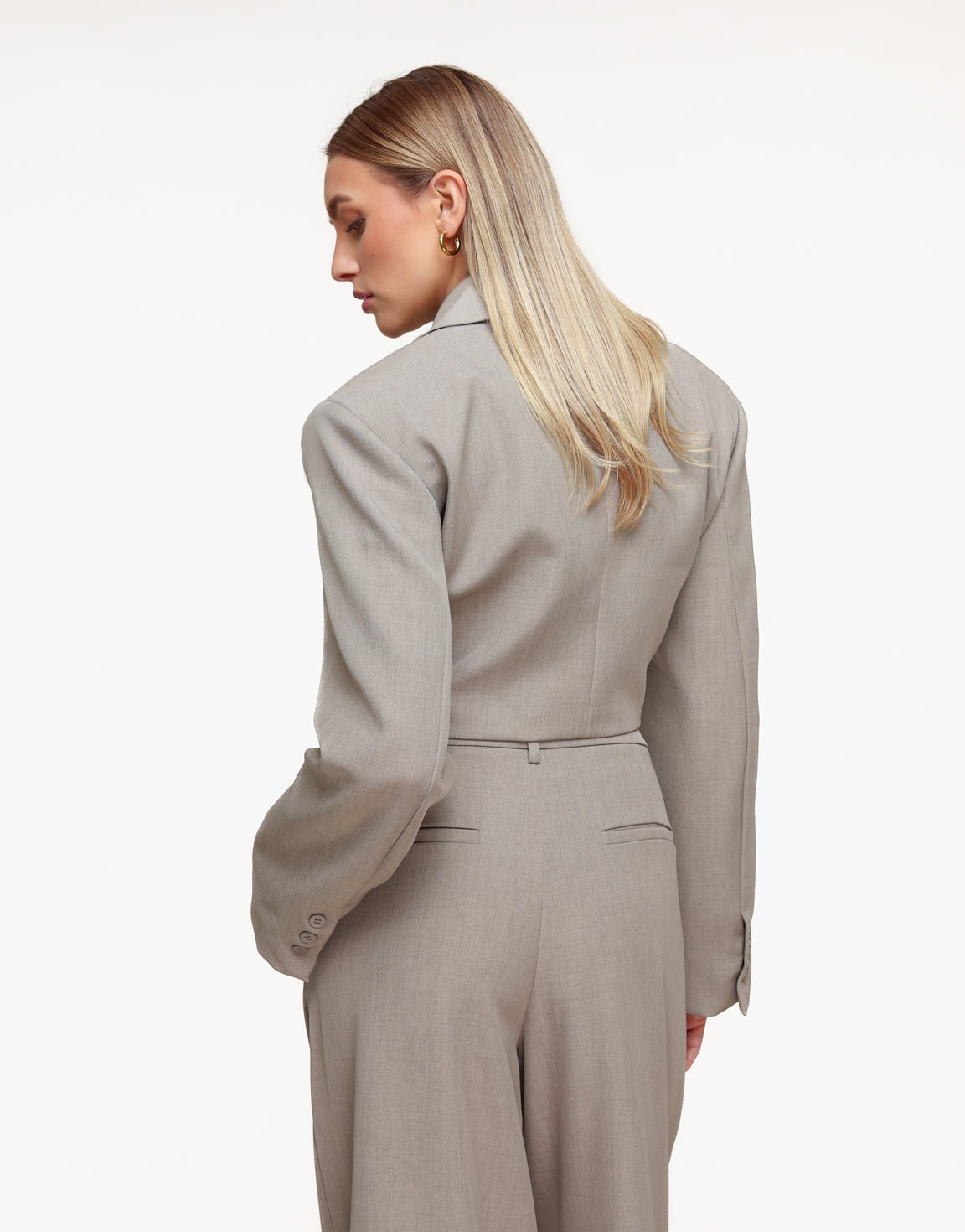 Taupe V - hals Cropped Mid Waisted - Set - Olivia & Kate