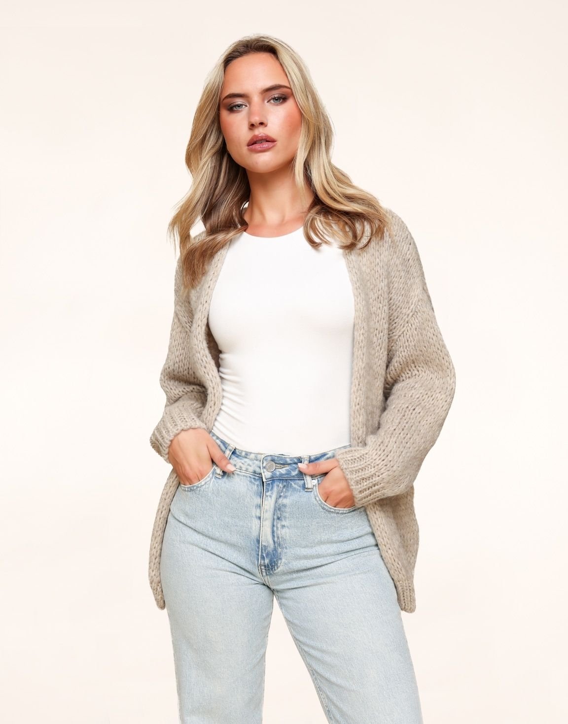 Taupe Wollen - Vest - Olivia & Kate