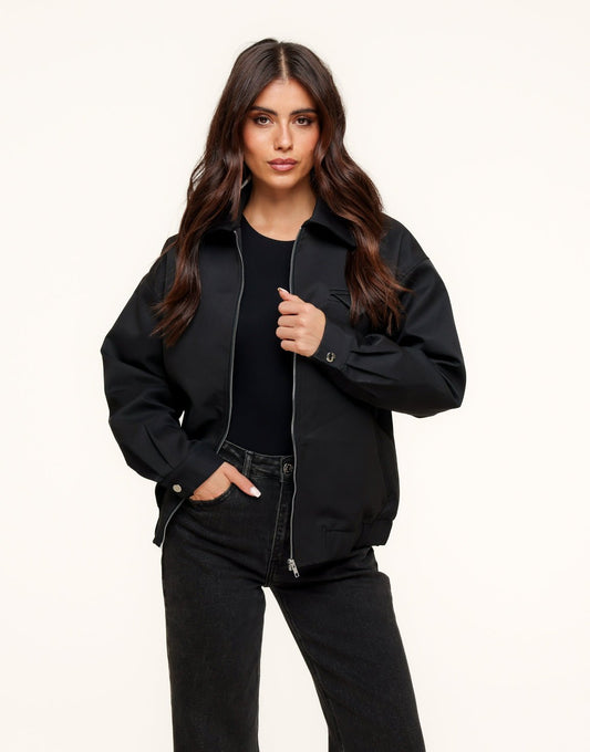Zwarte Bomber met Zakje - Jas - Olivia & Kate