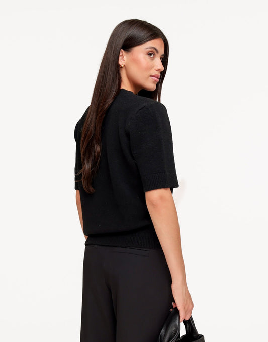 Zwarte Gebreide Ronde Hals SS - Top - Olivia & Kate