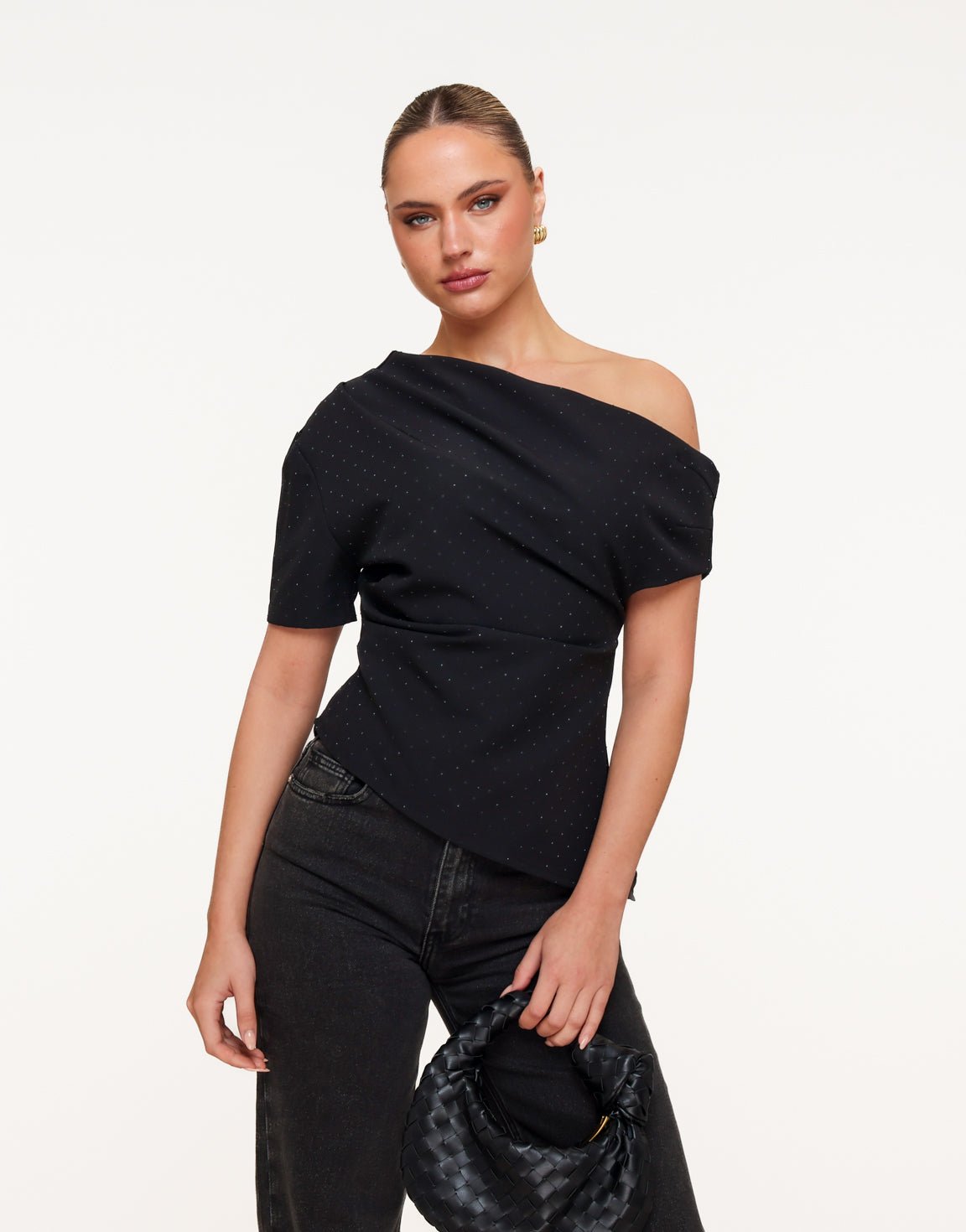 Zwarte Gedrapeerde Off Shoulder Zwarte Stenen SS - Top - Olivia & Kate