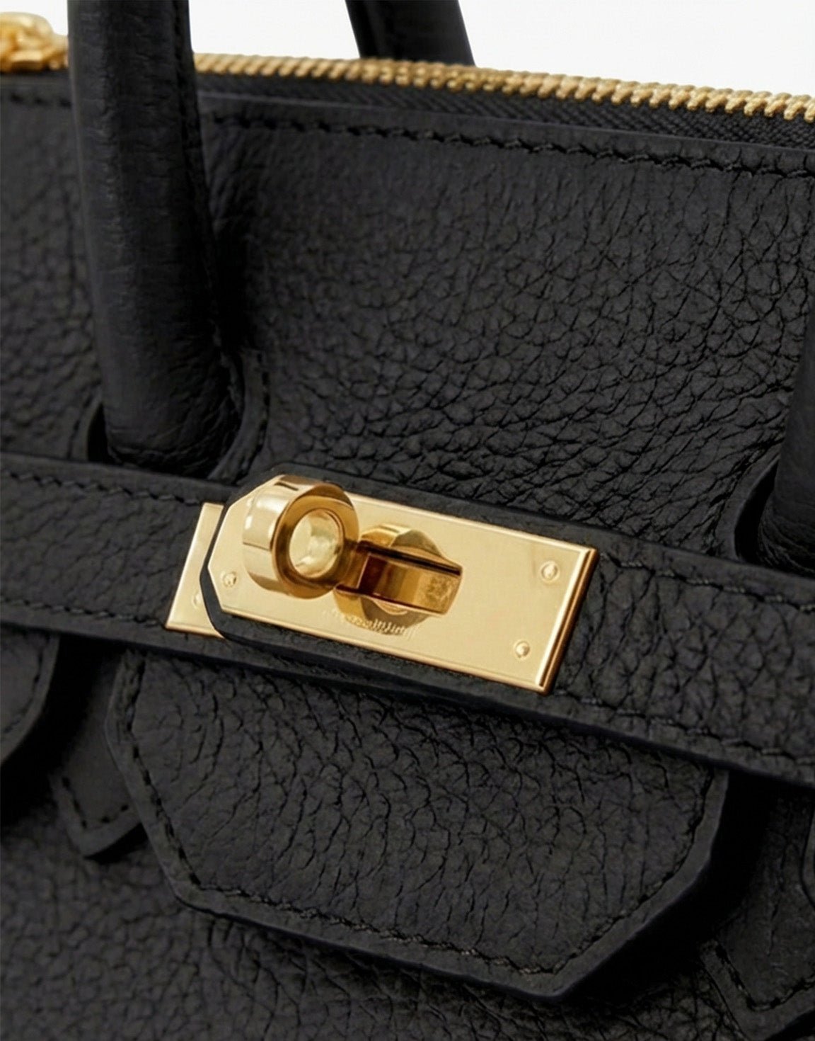 Zwarte Middel Gouden Detail - Tas - Olivia & Kate