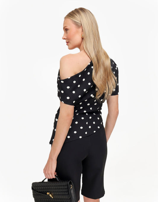Zwarte Stippen Gedrapeerde Off Shoulder - Top - Olivia & Kate