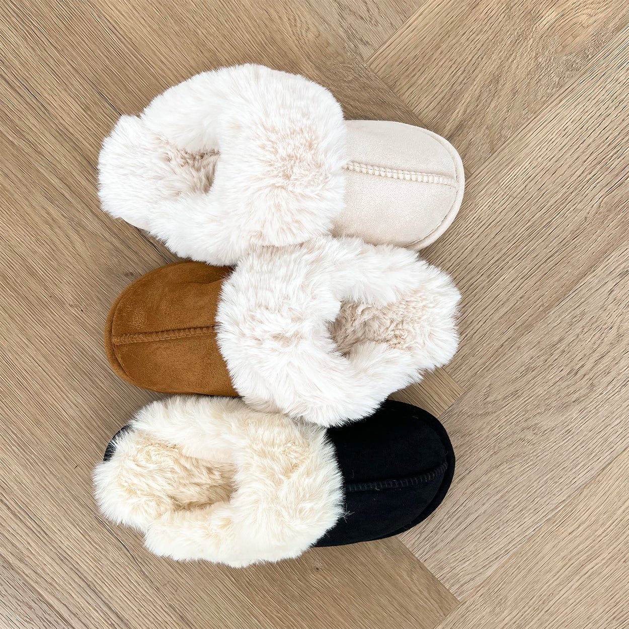 Beige Fluffy - Pantoffels - Olivia & Kate